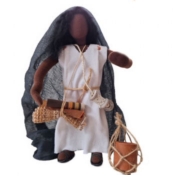 Hagar - Nebenfrau Abrahams & Stoffrollen & Spulen & Topf im handgehäkelten Netz